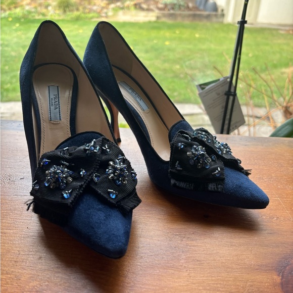 Prada shoes - Picture 1 of 6